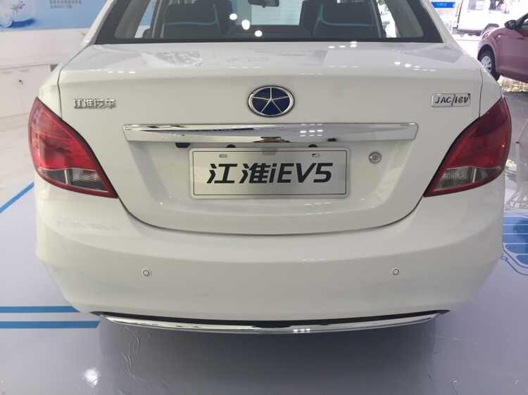 合肥江淮iEV5电动汽车